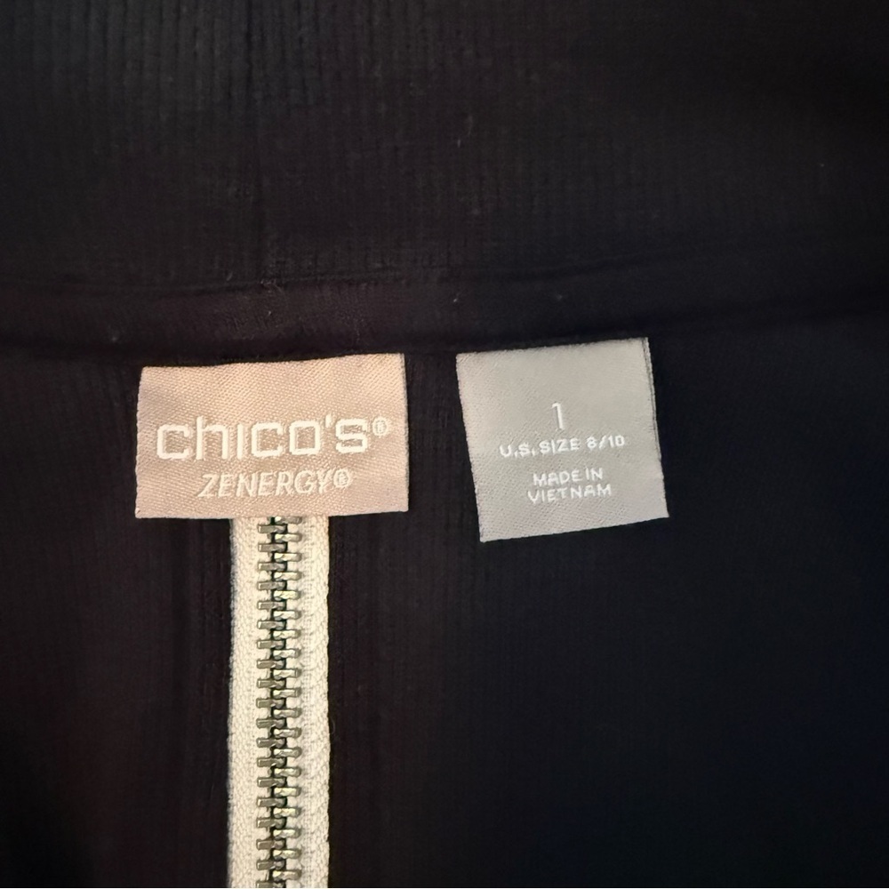 Chicos Zenergy Black White Space Dye Back Zip Top Size 1 Medium 8/10 3/4 Sleeve - Picture 6 of 7